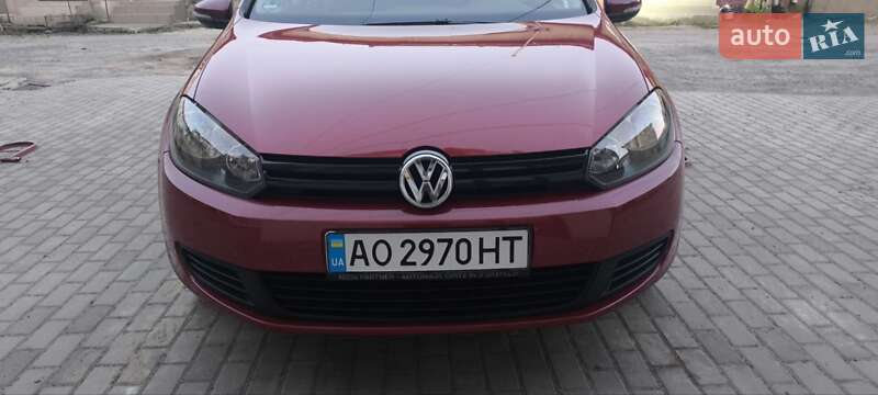 Хэтчбек Volkswagen Golf 2009 в Мукачево