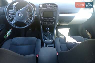 Універсал Volkswagen Golf 2011 в 
