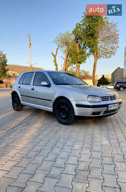 Хетчбек Volkswagen Golf 2001 в Ізмаїлі