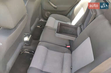 Универсал Volkswagen Golf 2002 в 