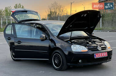 Хэтчбек Volkswagen Golf 2007 в 
