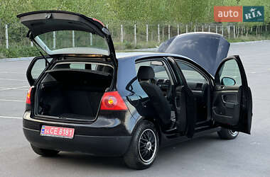 Хэтчбек Volkswagen Golf 2007 в 