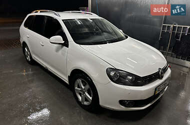 Универсал Volkswagen Golf 2011 в 