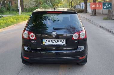 Хэтчбек Volkswagen Golf 2009 в 