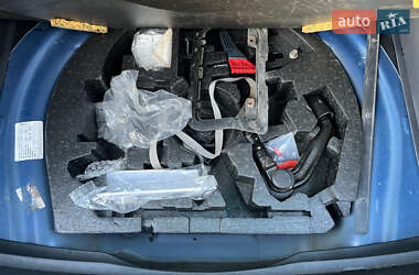 Універсал Volkswagen Golf 2009 в 