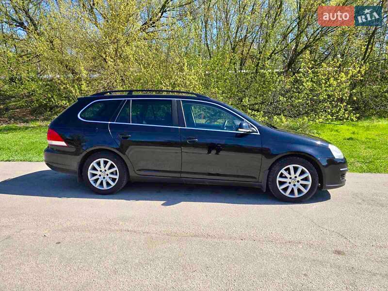 Універсал Volkswagen Golf 2007 в 