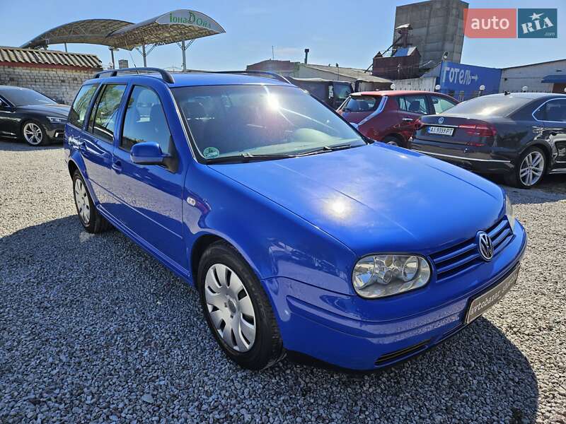 Volkswagen Golf 2003