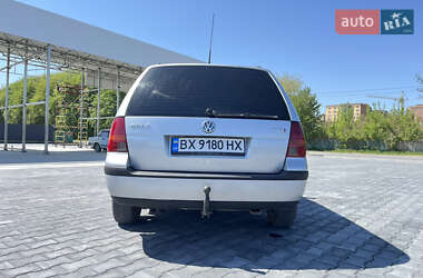 Универсал Volkswagen Golf 2002 в 
