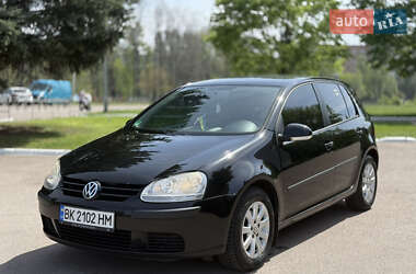 Хэтчбек Volkswagen Golf 2006 в 