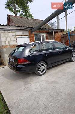 Универсал Volkswagen Golf 2011 в 