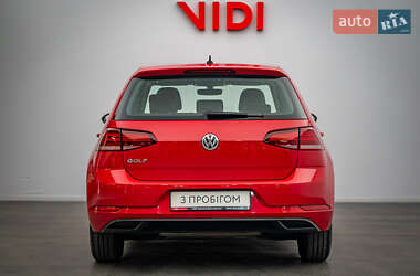 Хетчбек Volkswagen Golf 2020 в 