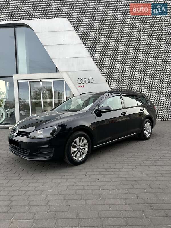 Универсал Volkswagen Golf 2015 в Харькове
