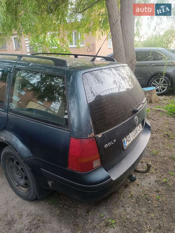 Универсал Volkswagen Golf 2001 в Виннице