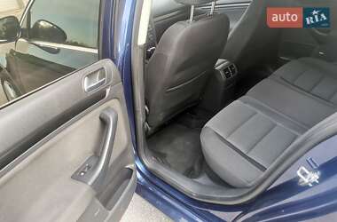 Универсал Volkswagen Golf 2010 в 