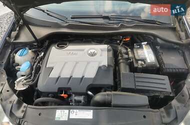 Универсал Volkswagen Golf 2010 в 