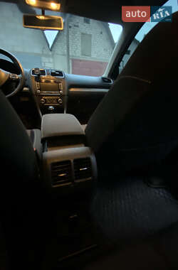 Универсал Volkswagen Golf 2012 в 