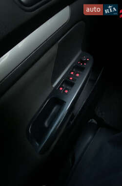 Универсал Volkswagen Golf 2012 в 