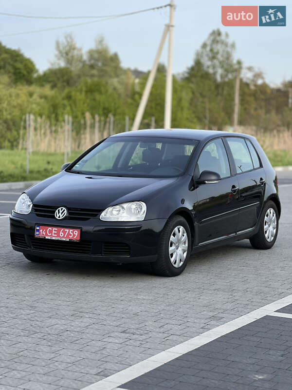 Хэтчбек Volkswagen Golf 2007 в 