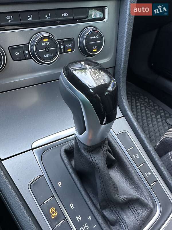 Универсал Volkswagen Golf 2015 в Харькове