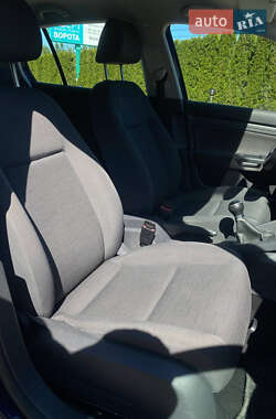 Хэтчбек Volkswagen Golf 2006 в 