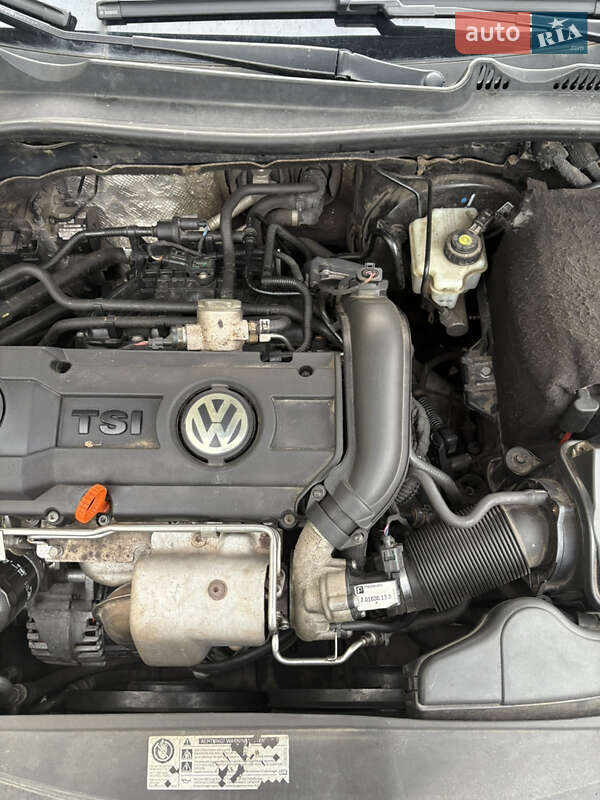 Универсал Volkswagen Golf 2010 в Полтаве