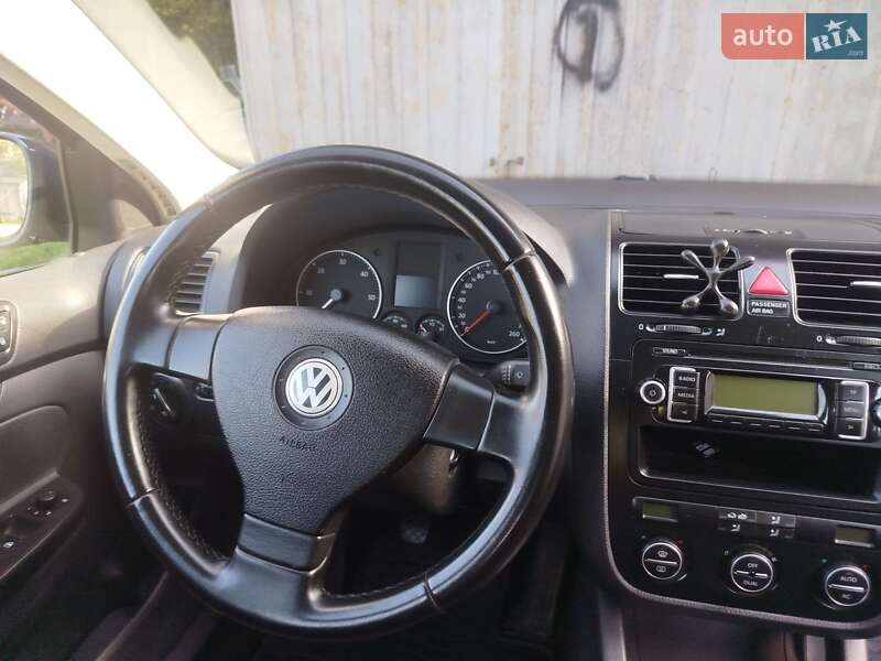 Универсал Volkswagen Golf 2009 в Ратным фото 20 Универсал Volkswagen Golf 2009 в Ратным