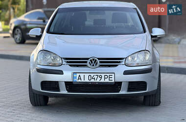 Хэтчбек Volkswagen Golf 2006 в 