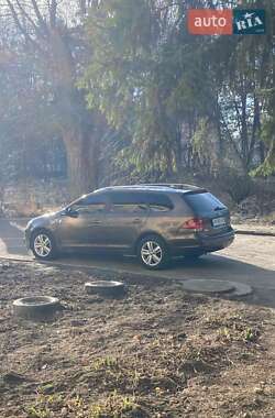 Универсал Volkswagen Golf 2012 в 