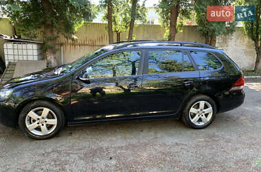 Универсал Volkswagen Golf 2013 в 