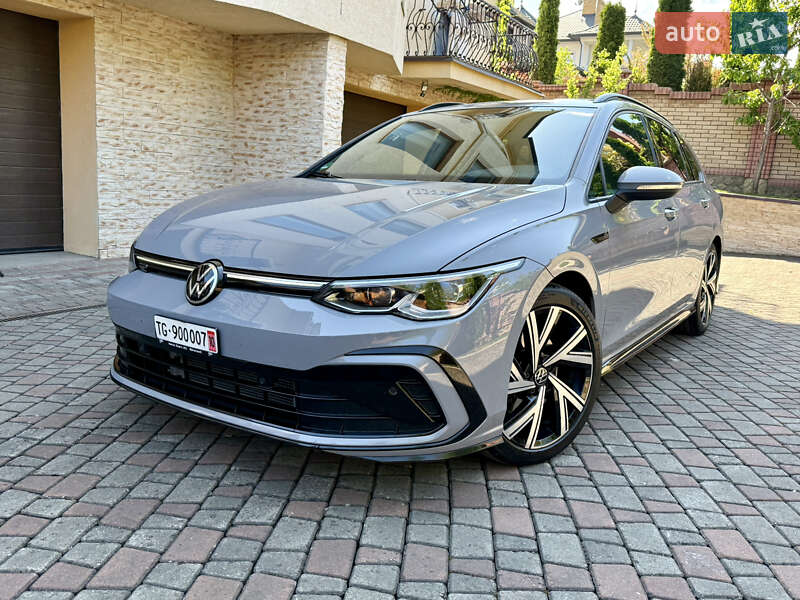 Volkswagen Golf 2021