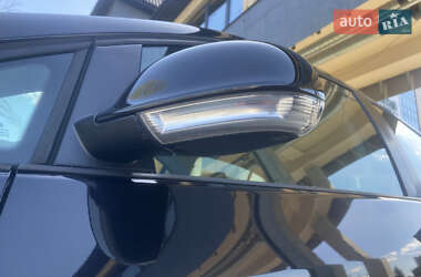 Хэтчбек Volkswagen Golf 2005 в 