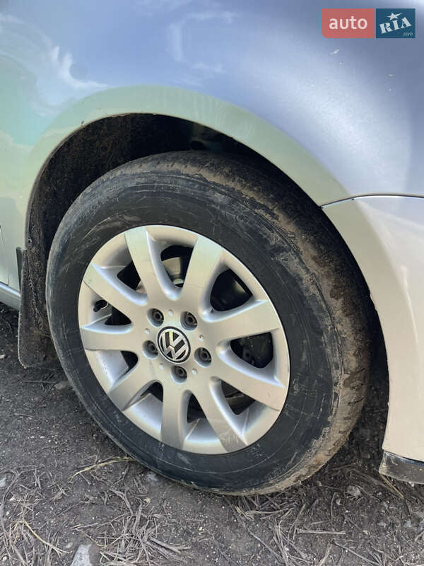 Хетчбек Volkswagen Golf 2008 в Івано-Франківську