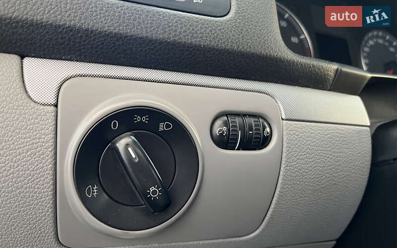 Універсал Volkswagen Golf 2008 в Шептицькому