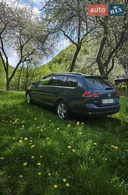 Универсал Volkswagen Golf 2014 в 