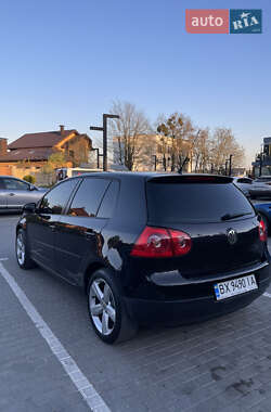 Хэтчбек Volkswagen Golf 2008 в 