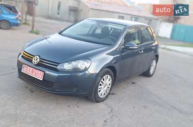Хетчбек Volkswagen Golf 2010 в 
