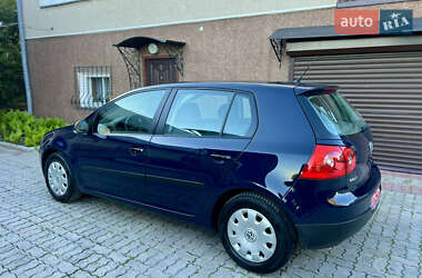 Хэтчбек Volkswagen Golf 2007 в 