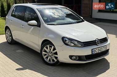 Хэтчбек Volkswagen Golf 2010 в Львове