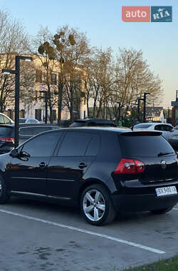 Хэтчбек Volkswagen Golf 2008 в 