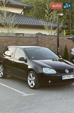 Хэтчбек Volkswagen Golf 2008 в 