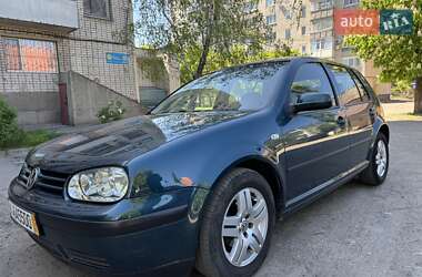 Хетчбек Volkswagen Golf 2002 в Кременчуці