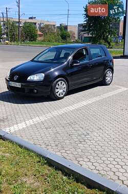 Хетчбек Volkswagen Golf 2008 в Мукачевому