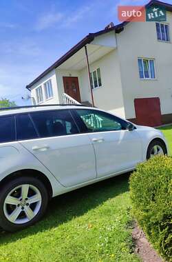 Универсал Volkswagen Golf 2014 в 