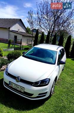 Универсал Volkswagen Golf 2014 в 