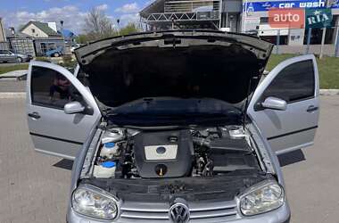 Універсал Volkswagen Golf 2006 в 