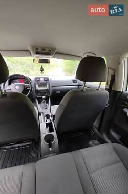 Універсал Volkswagen Golf 2008 в 
