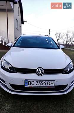 Универсал Volkswagen Golf 2014 в 