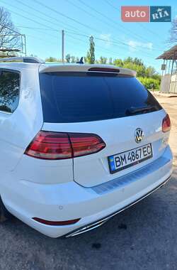 Универсал Volkswagen Golf 2017 в 
