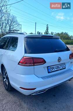 Универсал Volkswagen Golf 2017 в 