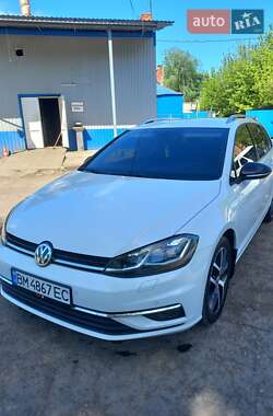 Универсал Volkswagen Golf 2017 в 